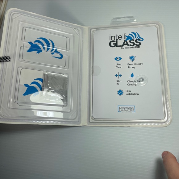 Intelli glass HD the smart screen protector NWT for Samsung galaxy two  tablet - Picture 2 of 5